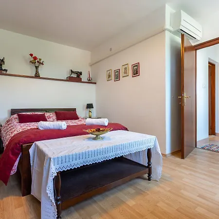 Mediterranes Mit Meerblick, Aussendusche, Liegen, Grill, Waschmaschine - Haustiere Erlaubt Casa de Férias