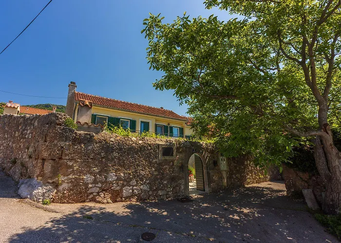 Σπίτι διακοπών Mediterranes Mit Meerblick, Aussendusche, Liegen, Grill, Waschmaschine - Haustiere Erlaubt Grižane