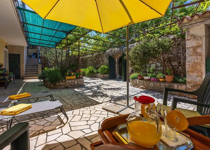 Mediterranes Mit Meerblick, Aussendusche, Liegen, Grill, Waschmaschine - Haustiere Erlaubt *