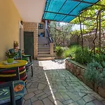 Mediterranes Mit Meerblick, Aussendusche, Liegen, Grill, Waschmaschine - Haustiere Erlaubt Hébergement de vacances